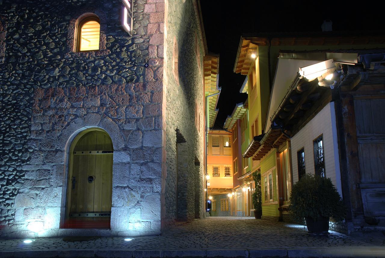 Gjakova Hotel Carshia E Jupave מראה חיצוני תמונה
